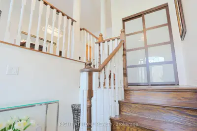 11 Littleriver Court, Vaughan, On L6a 0k4