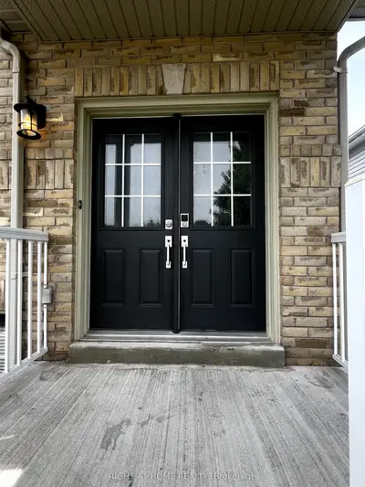 116 Maplewood Drive Unit 1, Essa, On L0m 1b4