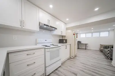 391 Crosby Avenue Bsmt, Richmond Hill, On L4c 2r8