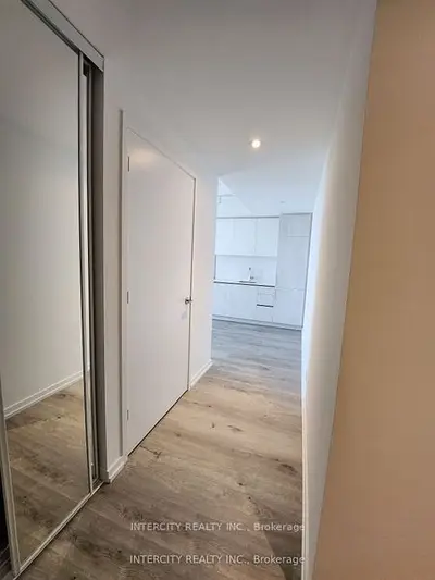 1000 Portage Parkway 4602, Vaughan, On L4k 0l1