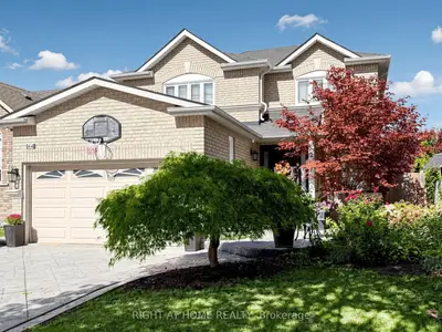 44 Robertson Close, Vaughan, On L6a 2h1