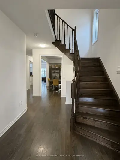264 Sharon Creek Drive, East Gwillimbury, On L9n 0p5