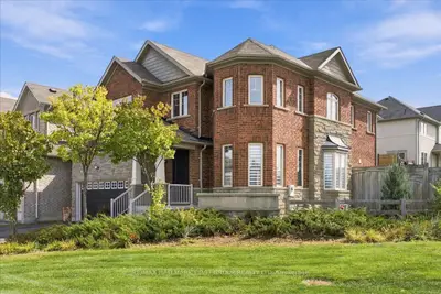 178 Milos Road, Richmond Hill, On L4e 0m8