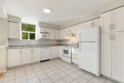 7373 Martingrove Road 223, Vaughan, On L4l 9k1