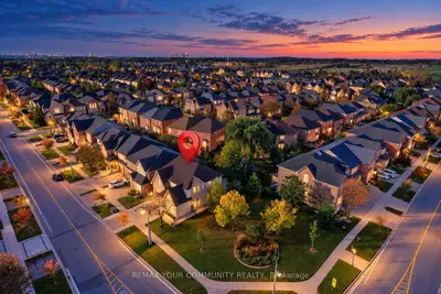 214 Selwyn Road, Richmond Hill, On L4e 0a6