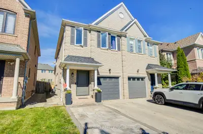 12 Belvia Drive, Vaughan, On L4k 5j7