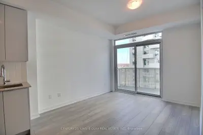 10 Abeja Street 1416, Vaughan, On L4k 0r4