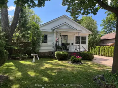 82 Mill Street, Richmond Hill, On L4c 4a7