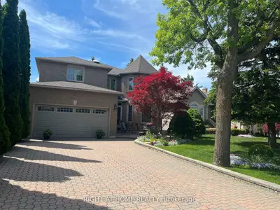 27 Addison Street, Richmond Hill, On L4c 9n1