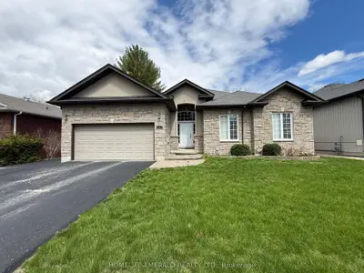 17 Tree Top Street, Essa, On L0m 1b2