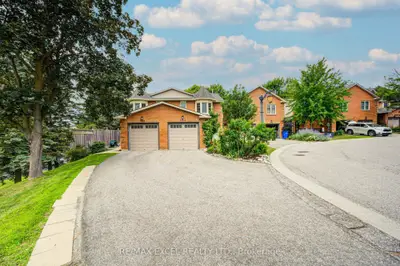563 Tara Hill Circle, Aurora, On L4g 6g9