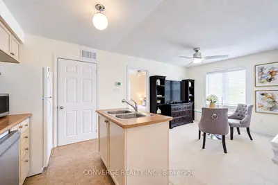 29 Cardrew Street Coach House, Markham, On L6b 1g2