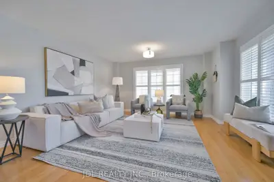 21 Iron Horse Avenue, Richmond Hill, On L4b 4h2