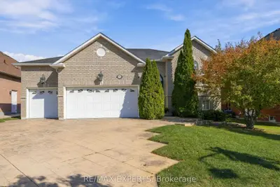 93 Velmar Drive, Vaughan, On L4l 8w4