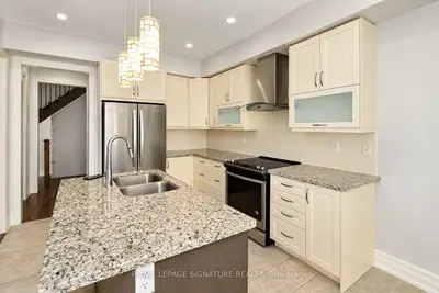 165 WAGNER Crescent, Essa, ON L0M 1B6