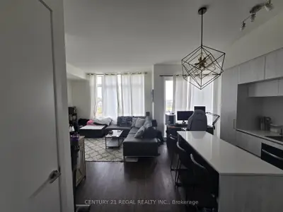 3 Steckley House Lane 811, Richmond Hill, On L4s 0n2