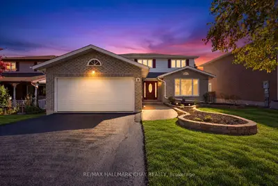 38 Imperial Crescent, Bradford West Gwillimbury, On L3z 2n7