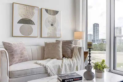 292 Verdale Crossing 1007, Markham, On L6g 0h6
