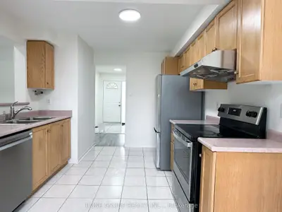 90 Bridlepath Street, Richmond Hill, On L4s 1s2
