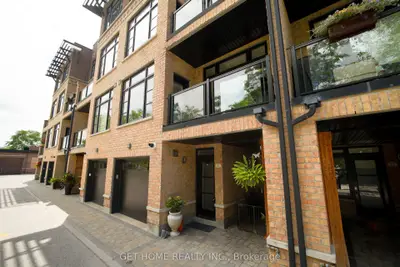 8169 Kipling Avenue E 22, Vaughan, On L4l 0g4
