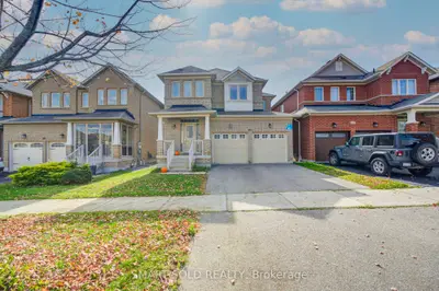 100 Milos Road, Richmond Hill, On L4e 0m2