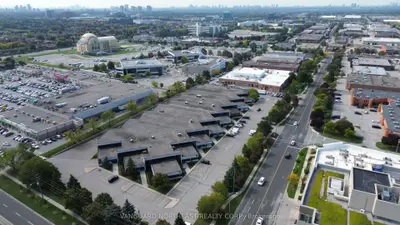 7100 Warden Avenue 7, Markham, On L3r 8b5