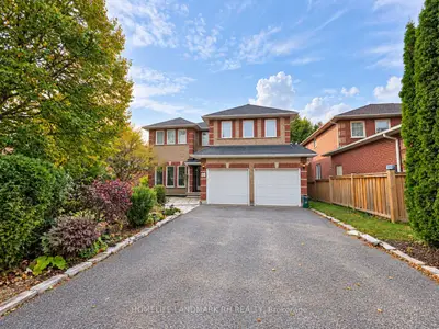592 Dutch Elliott Court, Newmarket, On L3y 8l1