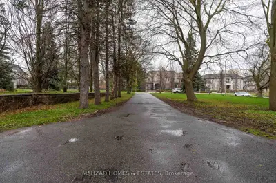 32 Maryvale Crescent, Richmond Hill, On L4c 6p8