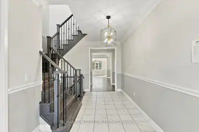 108 Frank Kelly Drive, East Gwillimbury, On L9n 0v3