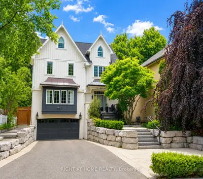 144 Brooke Street, Vaughan, On L4j 1y9