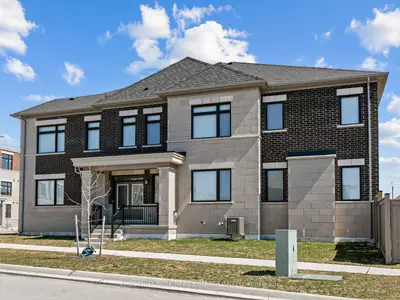 41 Robert Eaton Avenue, Markham, On L3s 3k5