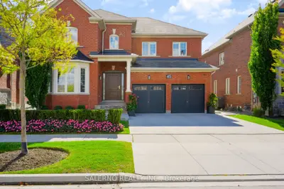 45 Woodgate Pines Drive, Vaughan, On L4h 4a3