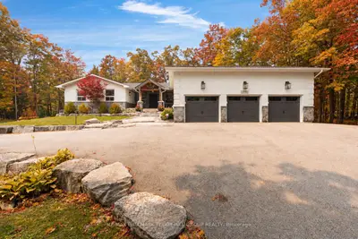 1814 QUANTZ Crescent, Innisfil, ON L9S 1X2