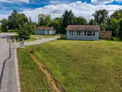 18 Isle Vista Drive, Georgina, On L0e 1n0