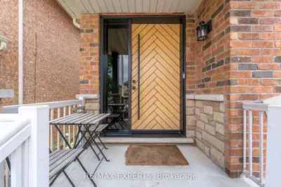 108 Westolivia Trail, Vaughan, On L4j 0c2