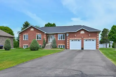 28 Fisher Drive, Adjala-tosorontio, On L0m 1j0