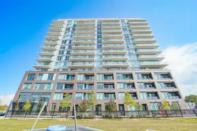 185 Deerfield Road 1103, Newmarket, On L3y 0g7