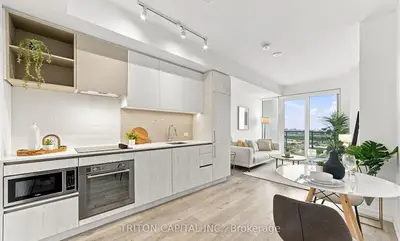 7890 Jane Street 3101, Vaughan, On L4k 0k9