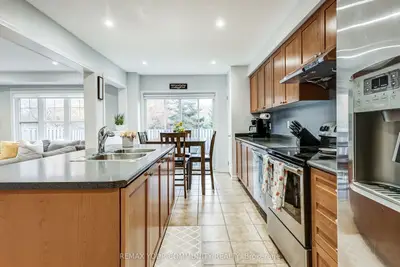 34 Miltrose Crescent, Whitchurch-stouffville, On L4a 0p8