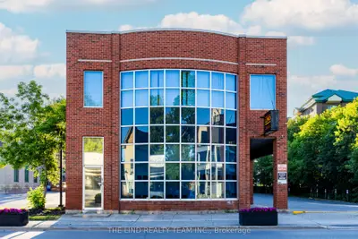 15105 Yonge Street, Aurora, On L4g 1m3