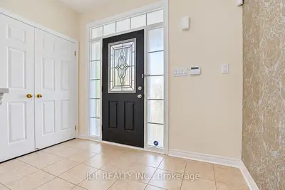 11 Herbert Wales Crescent, Markham, On L6c 0g1