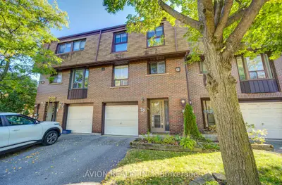 11 Plaisance Road 25, Richmond Hill, On L4c 5h1