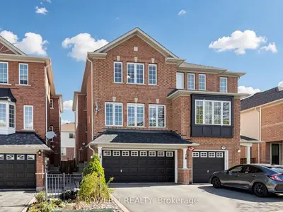 61 Millcliff Circle, Aurora, On L4g 7n9