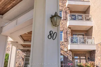 80 Burns Boulevard 204, King, On L7b 0b3