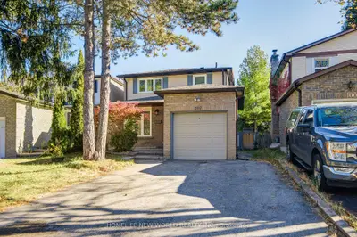 102 Madsen Crescent, Markham, On L3r 4p3