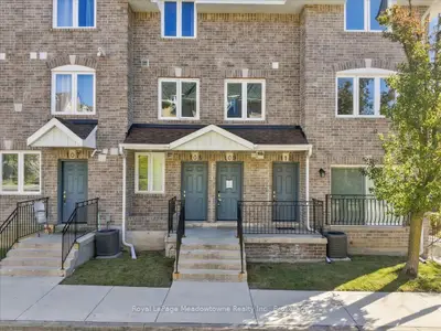 75 Weldrick Road E 109, Richmond Hill, On L4c 0h9
