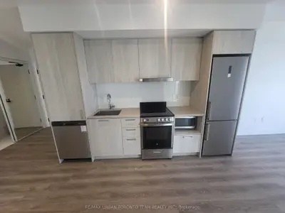 195 Commerce Street 2306, Vaughan, On L4k 0p9