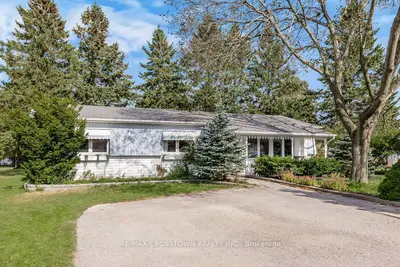 2 TAMARACK Court, Innisfil, ON L9S 1M8
