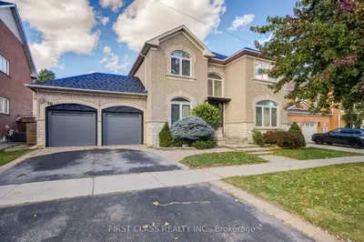 68 Drawbridge Drive, Markham, On L6c 2g8