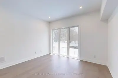 22 Persica Street Lower, Richmond Hill, On L4e 1l3
